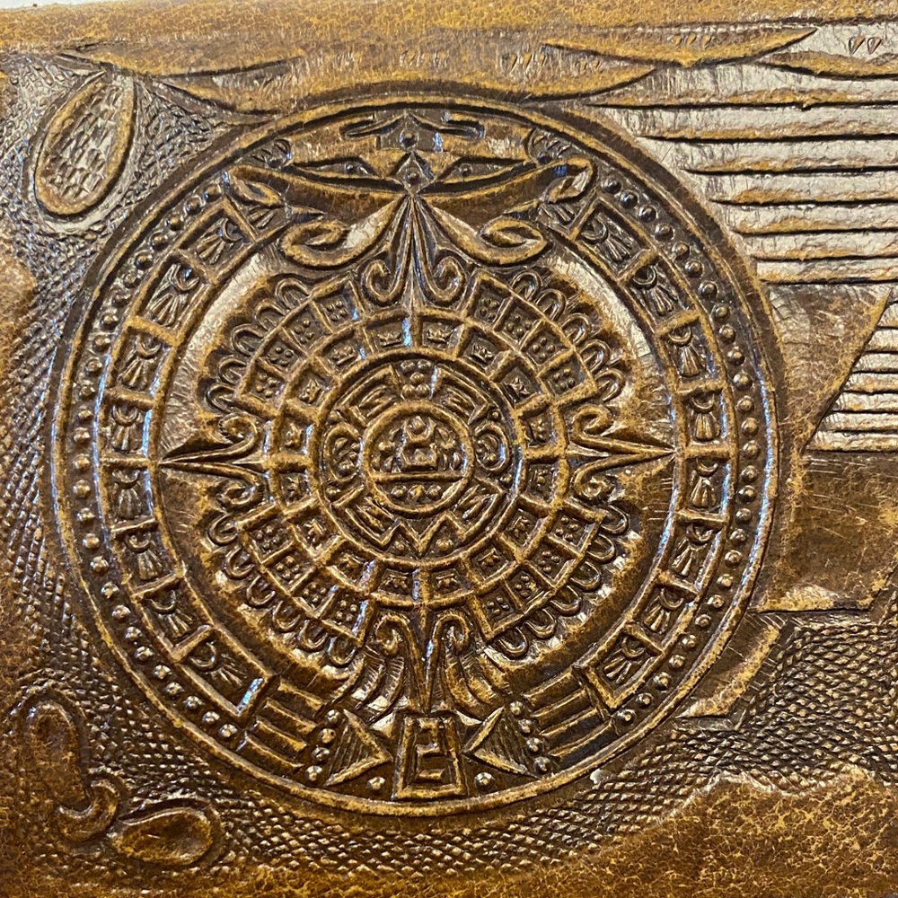 Hand-Tooled Brown Leather Wallet with Aztec Medallion Design - Picture 5 of 7
